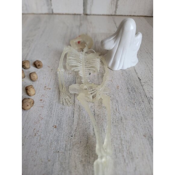 Halloween ghost skeleton skull home decor set figure hanging - Picture 11 of 11
